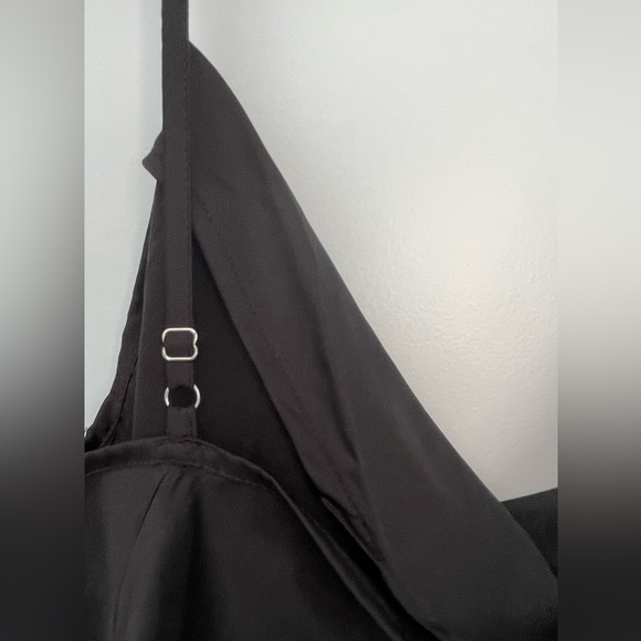 SHEIN Black Solid Cowl Satin Cami Mini Dress with Spaghetti Straps sz M/6 - Picture 3 of 5